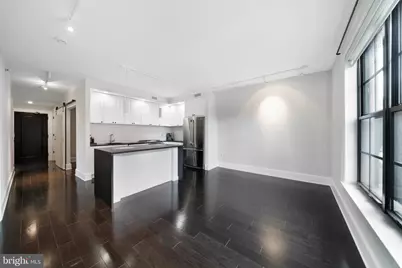 1011 M Street NW #208, Washington, DC 20001 - Photo 5