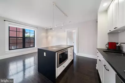 1011 M Street NW #208, Washington, DC 20001 - Photo 11