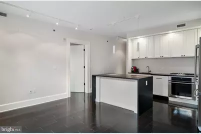 1011 M Street NW #208, Washington, DC 20001 - Photo 7