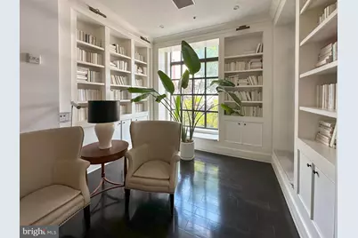 1011 M Street NW #208, Washington, DC 20001 - Photo 31