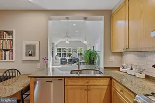 5405 39th St NW, Washington, DC 20015 - Photo 27