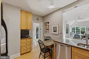 5405 39th St NW, Washington, DC 20015 - Photo 29