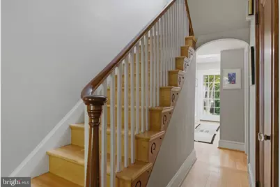 5405 39th Street NW, Washington, DC 20015 - Photo 9