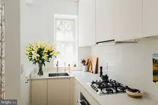 1835 Phelps Pl NW, Washington, DC 20008 - Photo 15
