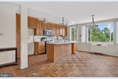 4000 Tunlaw Road NW #1108, Washington, DC 20007 - Photo 3