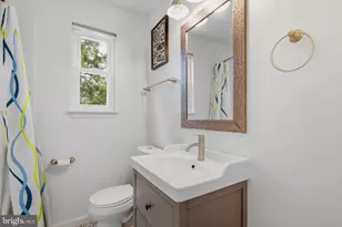 248 Kenilworth Avenue Northeast, Washington, DC 20019 - Photo 11