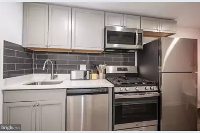 756 19th Street NE, Washington, DC 20002 - Photo 7