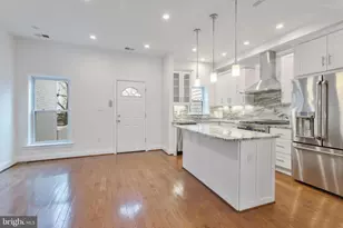 1339 Corcoran St NW, Washington, DC 20009 - Photo 13