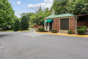 3217 Sutton Pl NW, Washington, DC 20016 - Photo 75