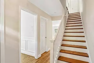 3217 Sutton Pl NW, Washington, DC 20016 - Photo 3