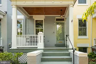 221 E St SE, Washington, DC 20003 - Photo 5