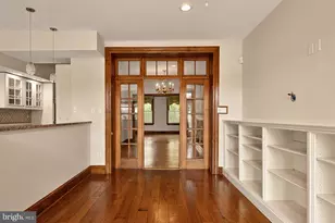 221 E St SE, Washington, DC 20003 - Photo 23