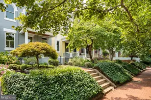 221 E St SE, Washington, DC 20003 - Photo 65