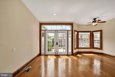221 E Street SE, Washington, DC 20003 - Photo 19