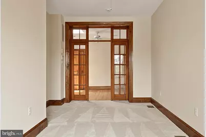 221 E Street SE, Washington, DC 20003 - Photo 37