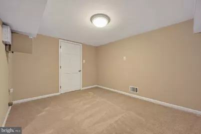221 E Street SE, Washington, DC 20003 - Photo 53