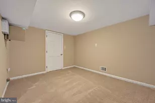 221 E St SE, Washington, DC 20003 - Photo 53