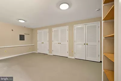 221 E Street SE, Washington, DC 20003 - Photo 51