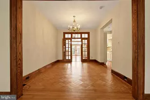 221 E St SE, Washington, DC 20003 - Photo 13