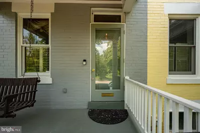 221 E Street SE, Washington, DC 20003 - Photo 7
