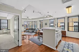 1390 Kenyon St NW, Washington, DC 20010 - Photo 5