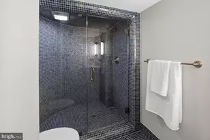 1726 17th St NW, Washington, DC 20009 - Photo 13