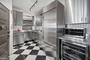 1026 16th St NW, Washington, DC 20036 - Photo 11