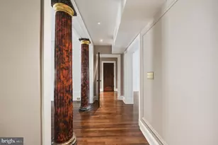 1026 16th St NW, Washington, DC 20036 - Photo 9