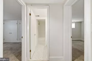 308 East Capitol St NE, Washington, DC 20003 - Photo 33