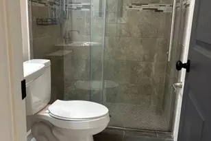 822 Wheeler Hill Dr SE, Washington, DC 20032 - Photo 3