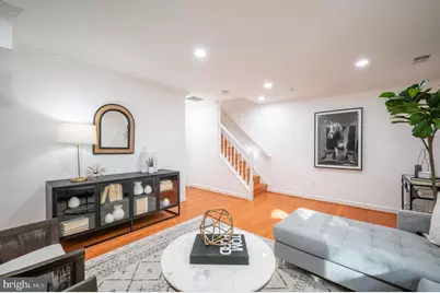 715 G Street SW, Washington, DC 20024 - Photo 33