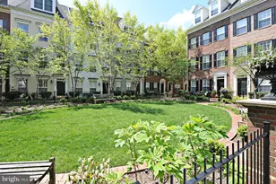 715 G St SW, Washington, DC 20024 - Photo 3