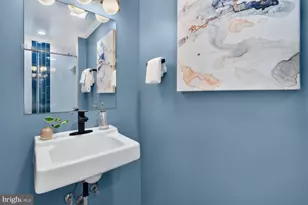 609 4th St SW, Washington, DC 20024 - Photo 25