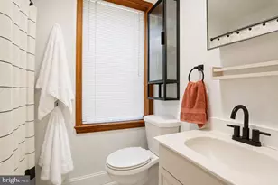 623 5th St NE, Washington, DC 20002 - Photo 21