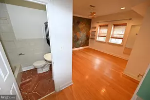 550 Hobart Pl NW, Washington, DC 20001 - Photo 13