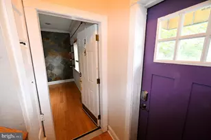 550 Hobart Pl NW, Washington, DC 20001 - Photo 3