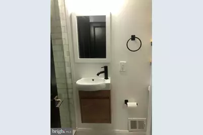 5715 Clay Street NE, Washington, DC 20019 - Photo 3