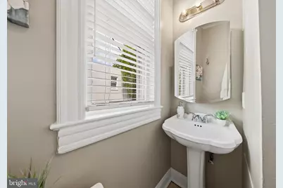 1640 33rd Street NW, Washington, DC 20007 - Photo 17