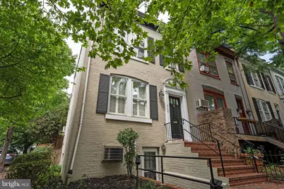 1640 33rd Street NW, Washington, DC 20007 - Photo 1