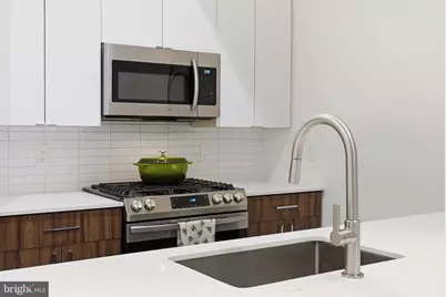 826 Upshur Street NW #2, Washington, DC 20011 - Photo 7