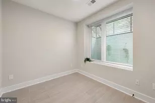 2209 M St NE, Washington, DC 20002 - Photo 21