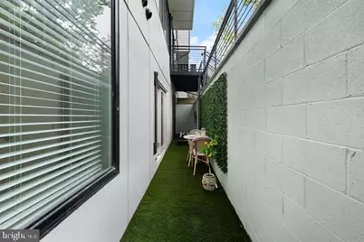 2209 M Street NE #1, Washington, DC 20002 - Photo 25