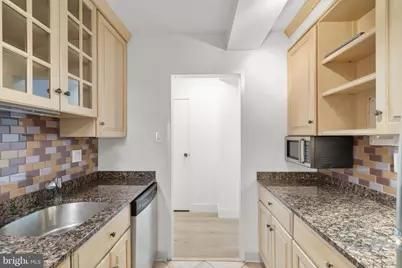 4201 Cathedral Avenue NW #419E, Washington, DC 20016 - Photo 7