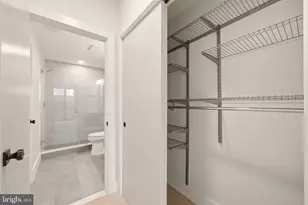 1471 Harvard St NW, Washington, DC 20009 - Photo 11