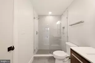 1471 Harvard St NW, Washington, DC 20009 - Photo 23