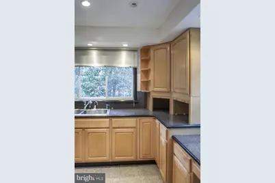 2815 Cortland Place NW, Washington, DC 20008 - Photo 3