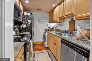 4605 MacArthur Blvd NW, Washington, DC 20007 - Photo 5