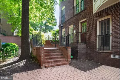 4605 Macarthur Boulevard NW #A, Washington, DC 20007 - Photo 1