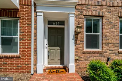611 Totten Mews NE, Washington, DC 20017 - Photo 3