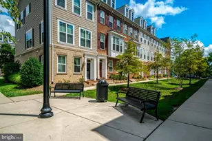 611 Totten Mews NE, Washington, DC 20017 - Photo 33